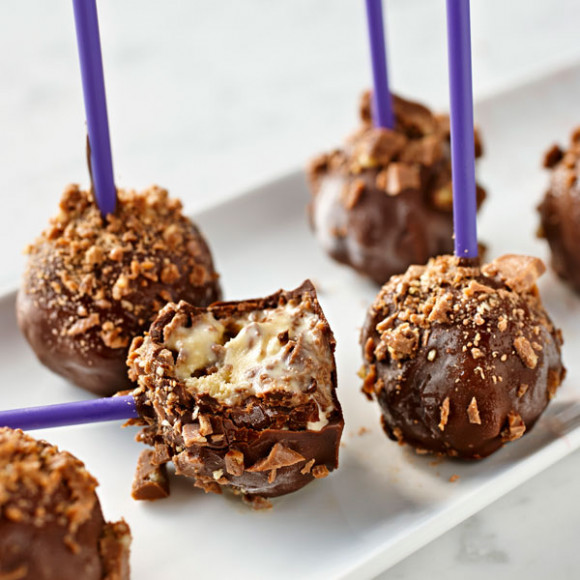 CADBURY Crunchie Ice Cream Pops