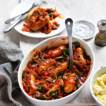 Chipolata Sausages in Ardmona Tomato, Onion and Spinach dinner recipe