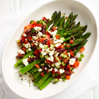 Asparagus with Greek Salad Dressing 