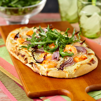 Fennel, Prawn and Red Onion Pizza