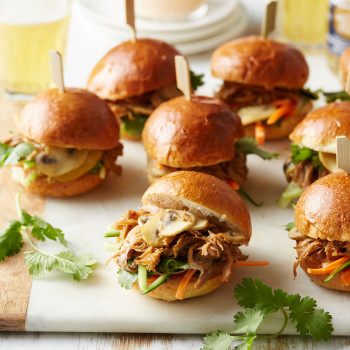Pulled Pork and Mushroom Sliders for party