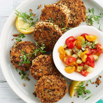 Healthy Quinoa, Cauliflower and Cheddar Fritters with Kiwi Salsa
