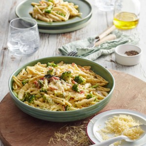Pasta with bacon broccoli and parmesan recipe