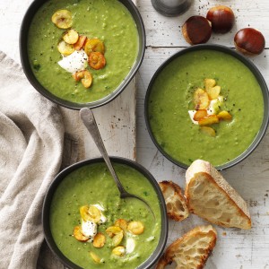Chestnut, Spinach and Green Pea Soup recipe