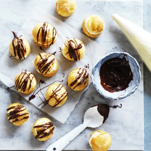 Classic cream puffs with homemade choux pastry