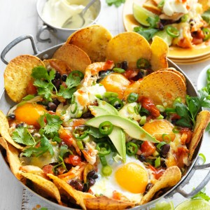 Easy chicken Mexican nachos healthy recipe with egg