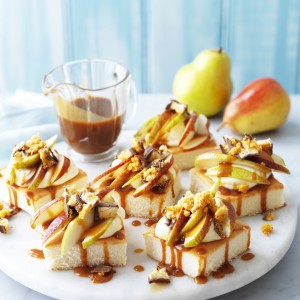 Mini Sponge Cake with Pears and Salted Caramel Sauce