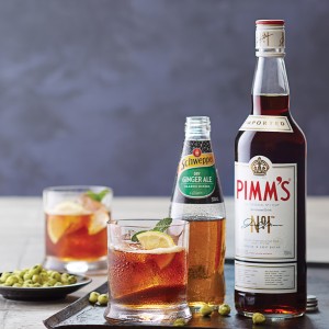 Pimms Ginger Ale cocktail