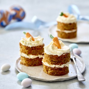 Carrot Cake with creamy cheese frosting recipe
