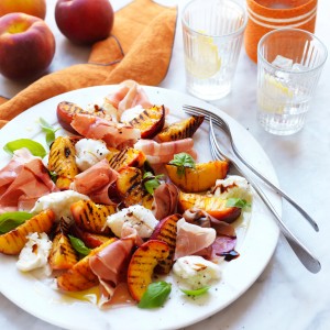 Peach, prosciutto and mozzarella salad recipe