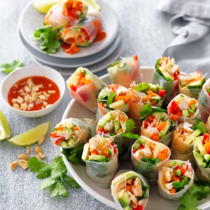 Rice paper rolls with chicken and vegetables recipe